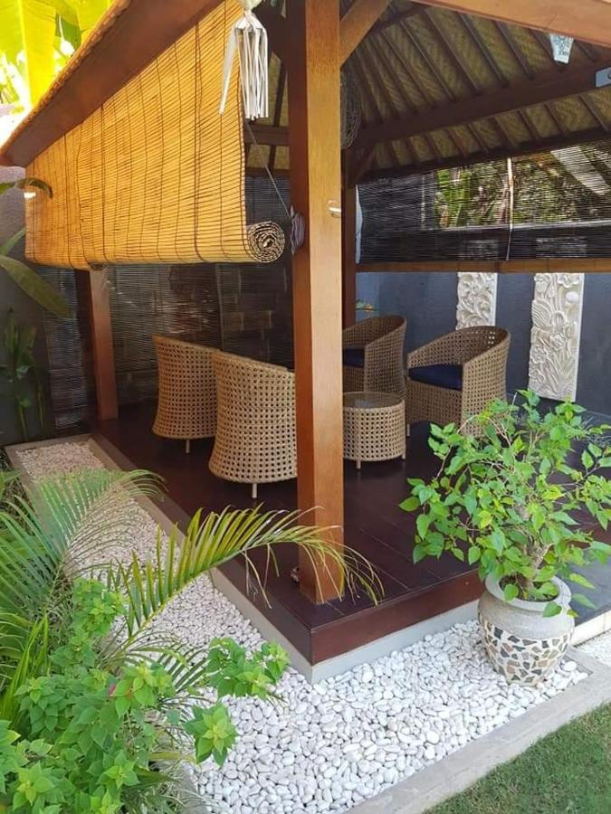 Отель Mias Jungle House Ловина Экстерьер фото